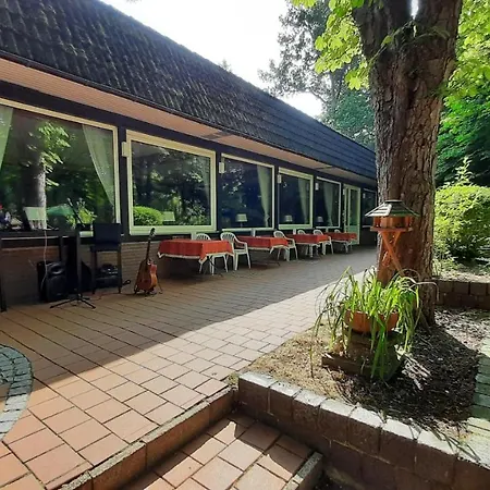 Parkhotel Keck - Castillo Del Bosque 3*