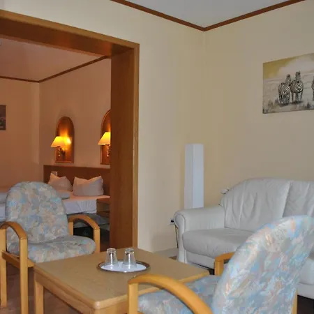 Hotel Parkhotel Keck - Castillo Del Bosque