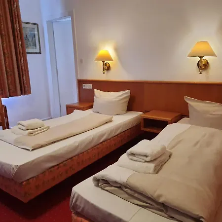 Parkhotel Keck - Castillo Del Bosque