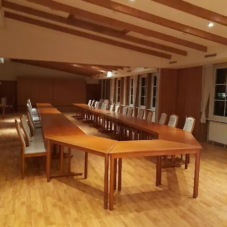 Hotel Parkhotel Keck - Castillo Del Bosque 3*