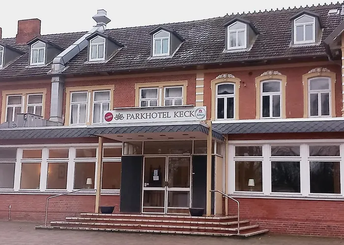 Parkhotel Keck - Castillo Del Bosque Hotel